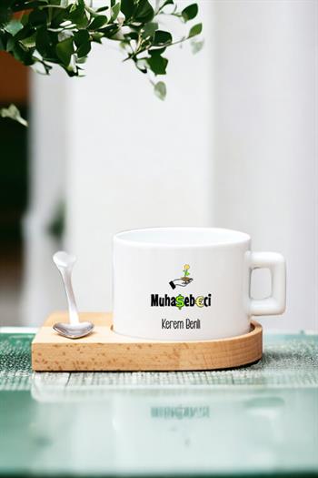 Kadın Muhasebeciye Hediye Kalp Kaşıklı Ahşap Altlıklı Fincan