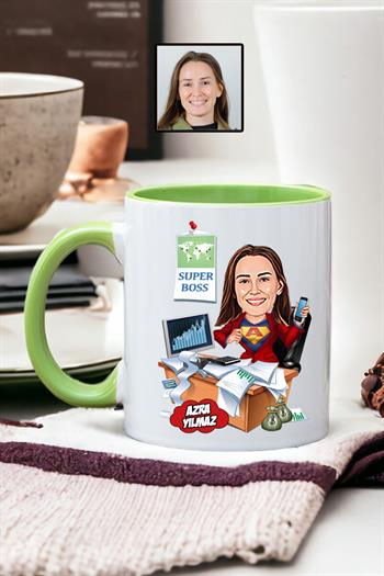 Kadın Patrona Hediye Karikatürlü Kişiye Özel Kupa Bardak