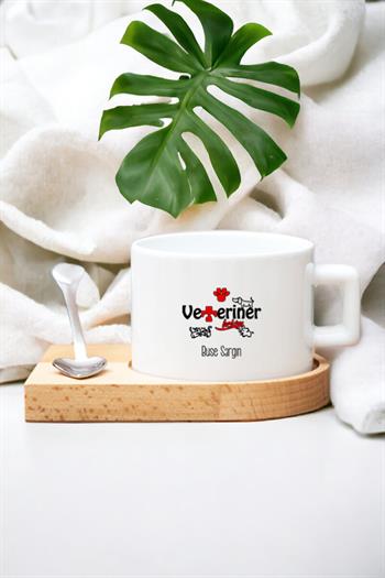 Kadın Veteriner Hekimlere Hediye Kalp Kaşıklı Ahşap Altlıklı Fincan