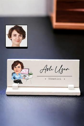 Kadına Yeni İş Tebrik Hediyesi Karikatürlü Masa İsimliği