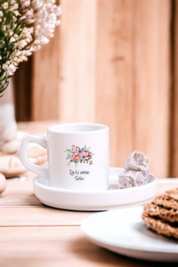 Kişiye Özel Çiçek Buketi İsimli Concept Türk Kahvesi Fincanı