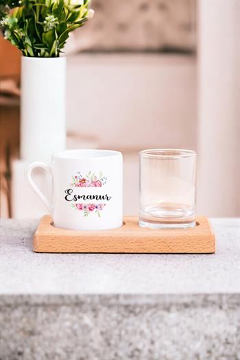 Kişiye Özel Çiçek Çerçeveli İsimli Ahşap Sunumlu Türk Kahvesi Fincanı