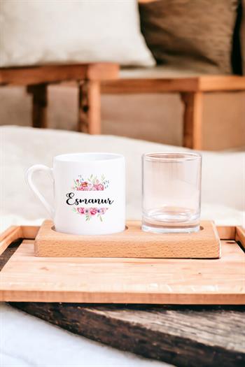 Kişiye Özel Çiçek Çerçeveli İsimli Ahşap Sunumlu Türk Kahvesi Fincanı