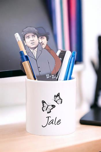 Kişiye Özel Kelebekler Uçuyor İsimli Seramik Kalemlik