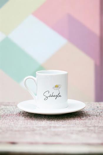 Kişiye Özel Papatya Tasarımlı İsimli Beyaz Türk Kahvesi Fincanı