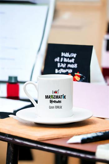 Matematik Öğretmeni Beyaz Türk Kahvesi Fincanı