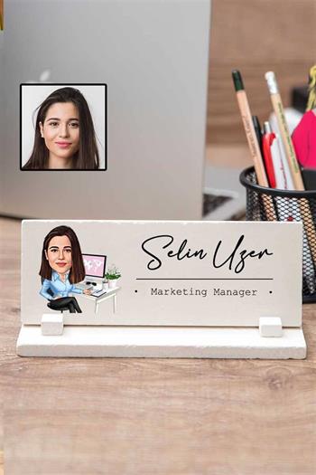 Kişiye Özel Yeni İş Hediyesi Karikatürlü Masa İsimliği