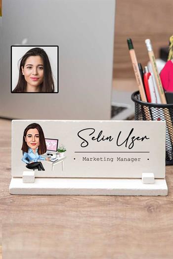 Ofis Çalışanlarına Hediye Karikatürlü Masa İsimliği