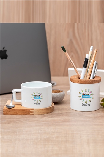 Okul Öncesi Öğretmenine Hediye Seti Ahşap Altlıklı Fincan ve Kalemlik