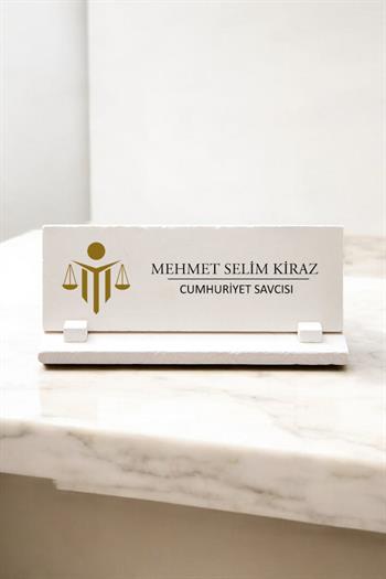 Savcıya Hediye Kişiye Özel Taş Masa İsimliği