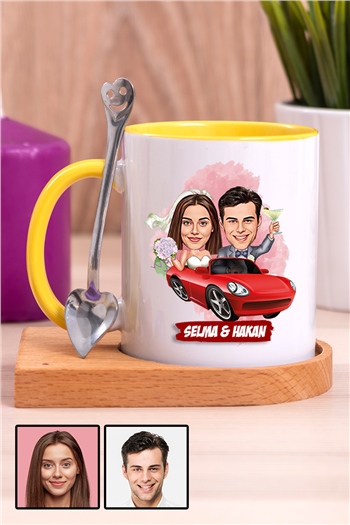 Sevgiliye Özel Hediye Biz Evleniyoruz Karikatürlü Ahşap Altlıklı İçi Renkli Kupa Bardak