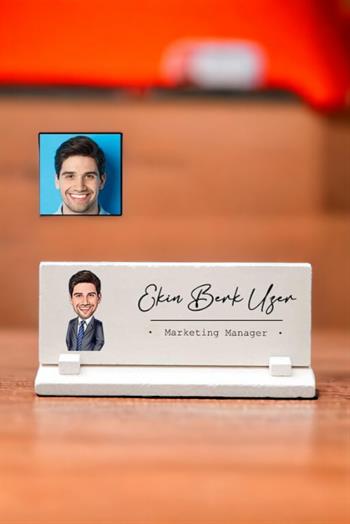 Sevgiliye Terfi Hediyesi Karikatürlü Masa İsimliği