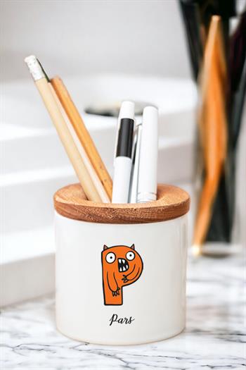 Sevimli Canavarlar Çocuklara Özel Baş Harfli Ahşap Kapaklı Kalemlik