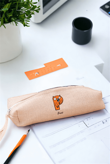 Sevimli Canavarlar Çocuklara Özel Baş Harfli Keten Bez Kalemlik