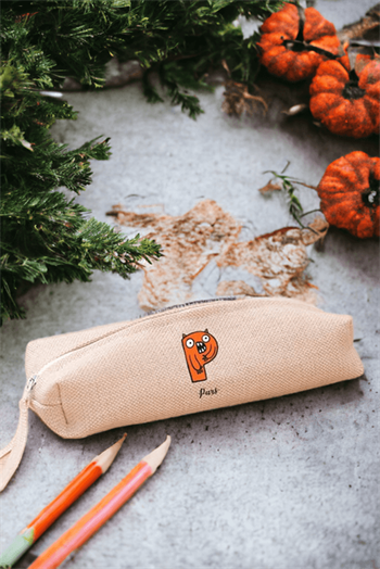 Sevimli Canavarlar Çocuklara Özel Baş Harfli Keten Bez Kalemlik