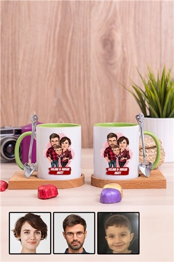 Üç Kişilik Aileye İlginç Hediye Karikatürlü İkili Ahşap Altlıklı İçi Renkli Kupa Bardak