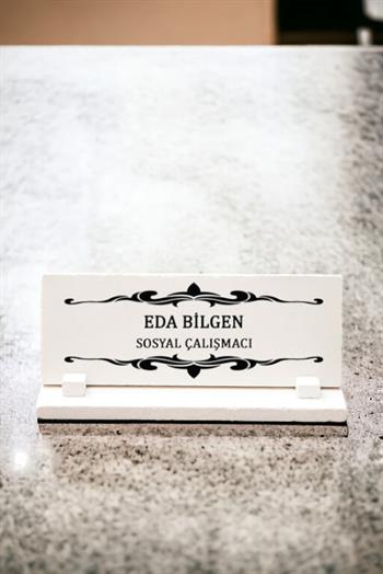 Ünvan ve İsimli Kişiye Özel Taş Masa İsimliği