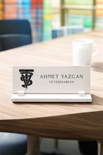 Veteriner Hekime Hediye Doğal Taş Masa İsimliği