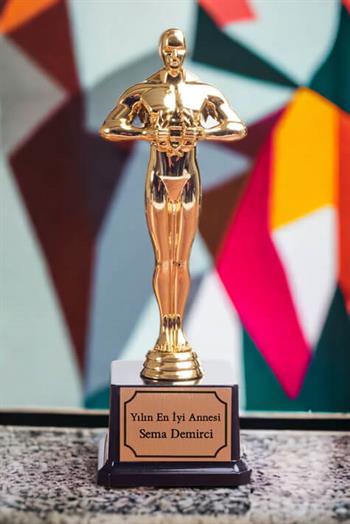 Yılın En İyi Annesi Oscar Ödülü