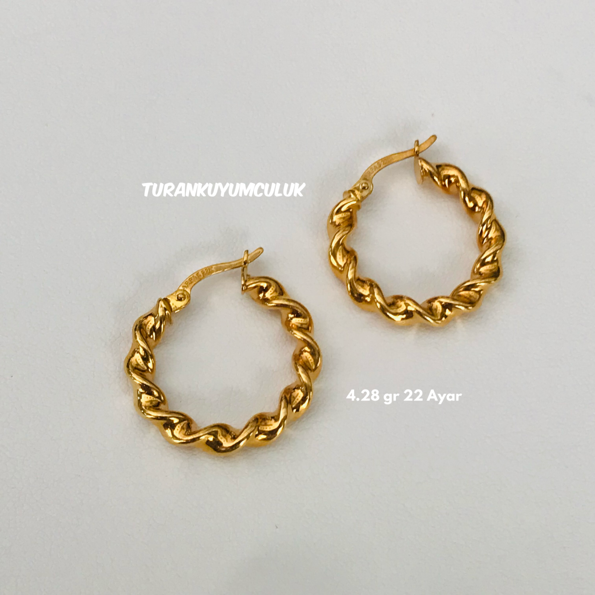22 Ayar Küpe4,28 Gr - 22 Ayar