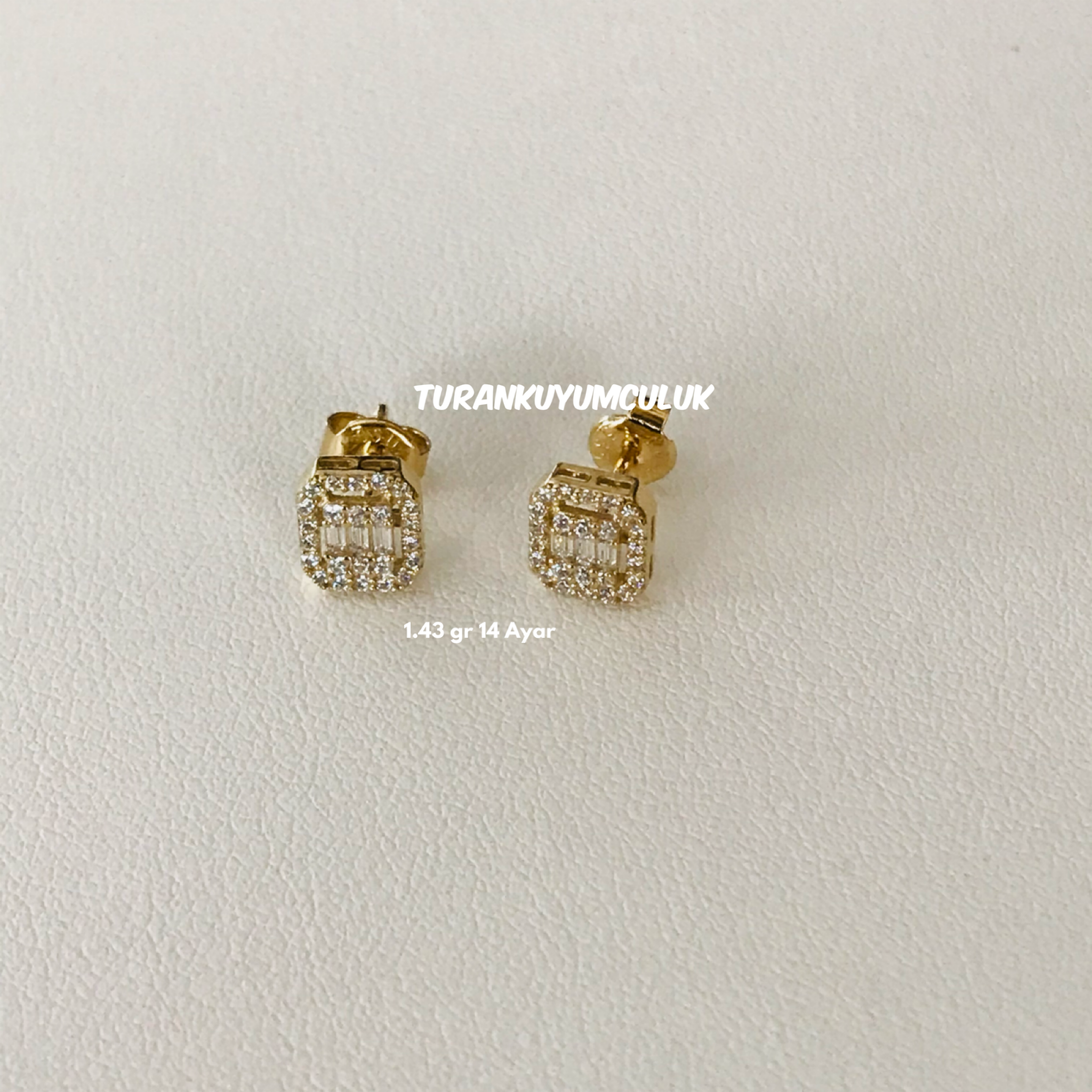 14 Ayar Küpe1,43 Gr - 14 Ayar