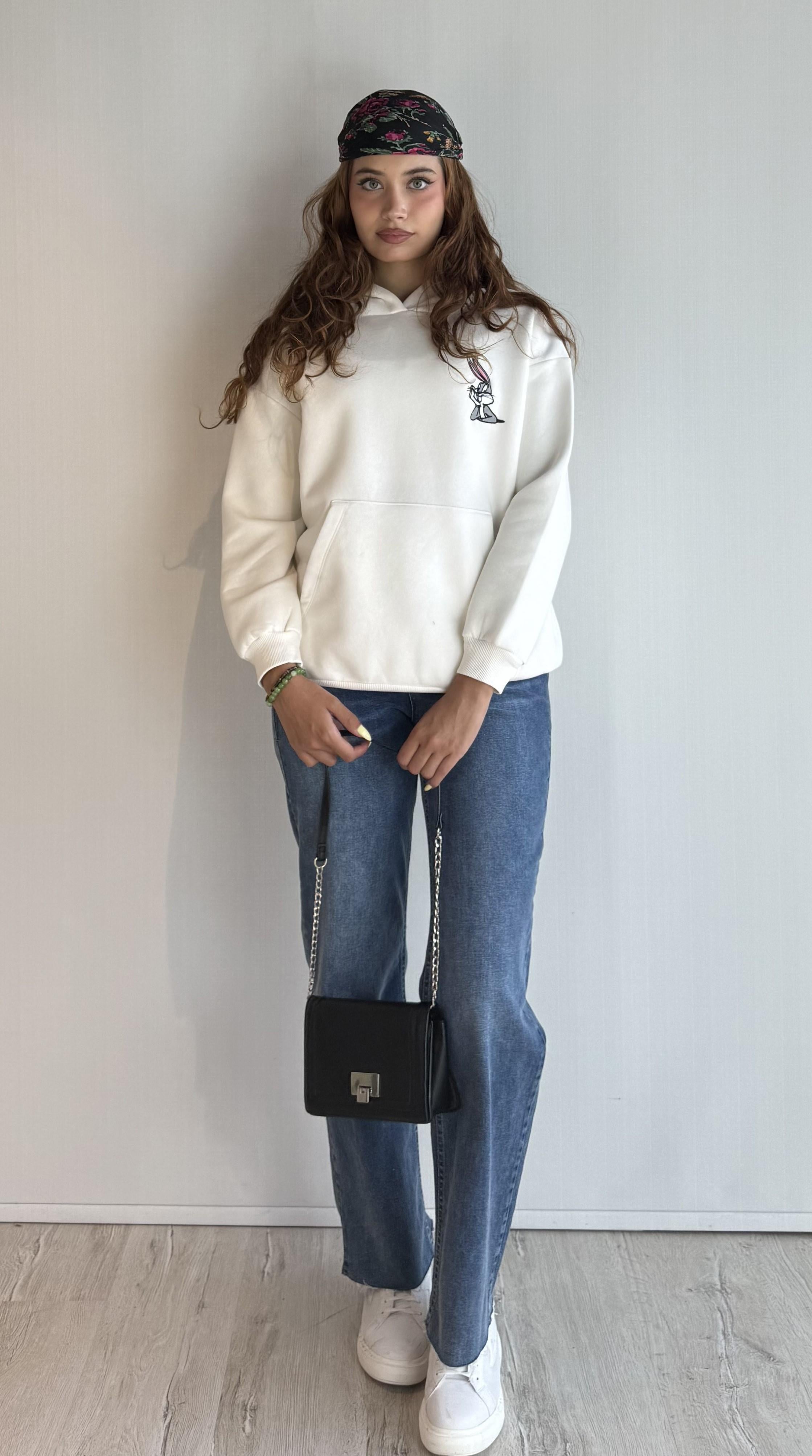  Kadın Kapüşonlu Baskı Detaylı Kanguru Cepli Oversize Ekru Sweatshirt 