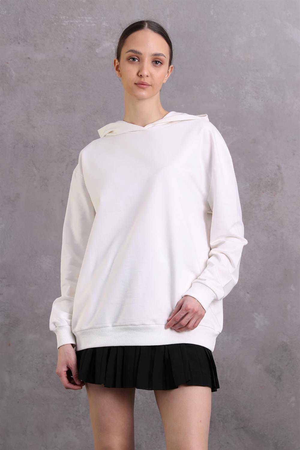 Kadın Kapüşonlu Yandan Cepli Uzun Kollu Oversize Sweatshirt 