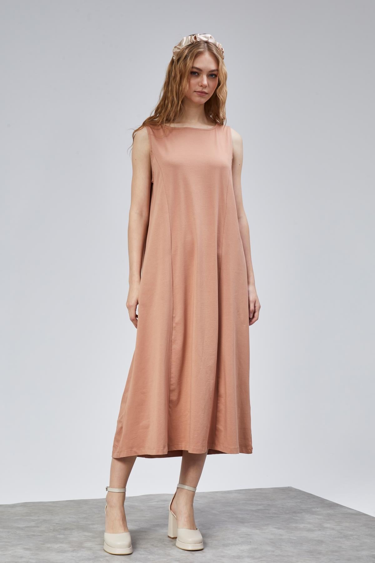 Kadın Halter Yaka Sıfır Kol Düz Oversize Midi Boy Kiremit Elbise