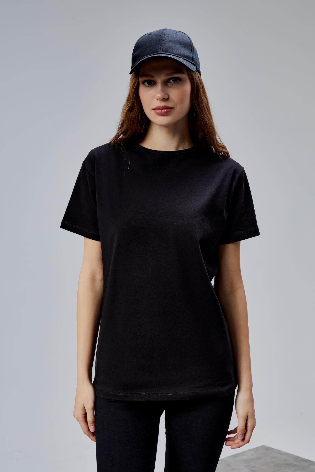 Kadın Bisiklet Yaka Kısa Kollu Siyah Tişört 