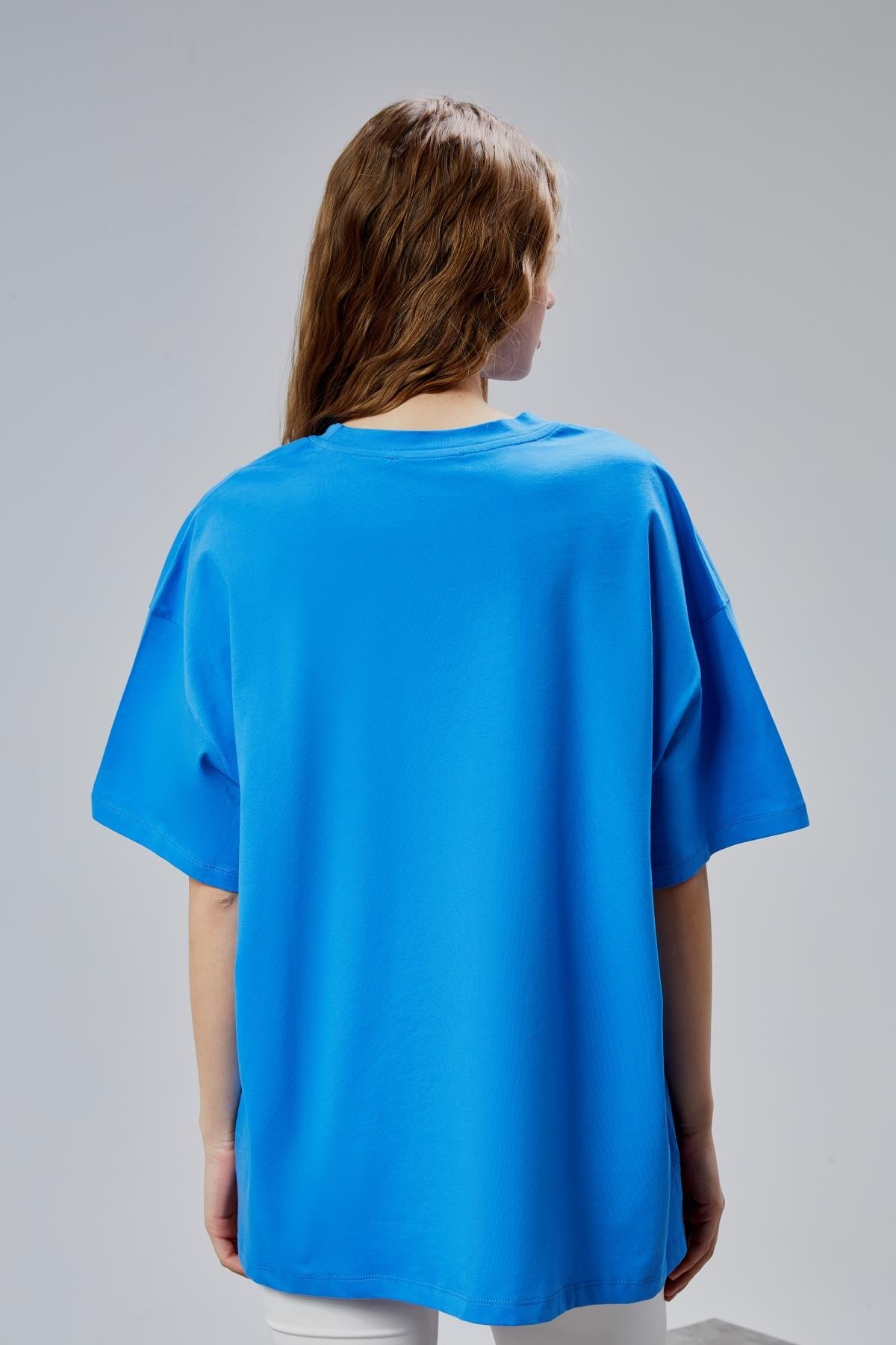 Kadın Bisiklet Yaka Pamuklu Oversize Düz Basic Saks Mavisi Tişört 