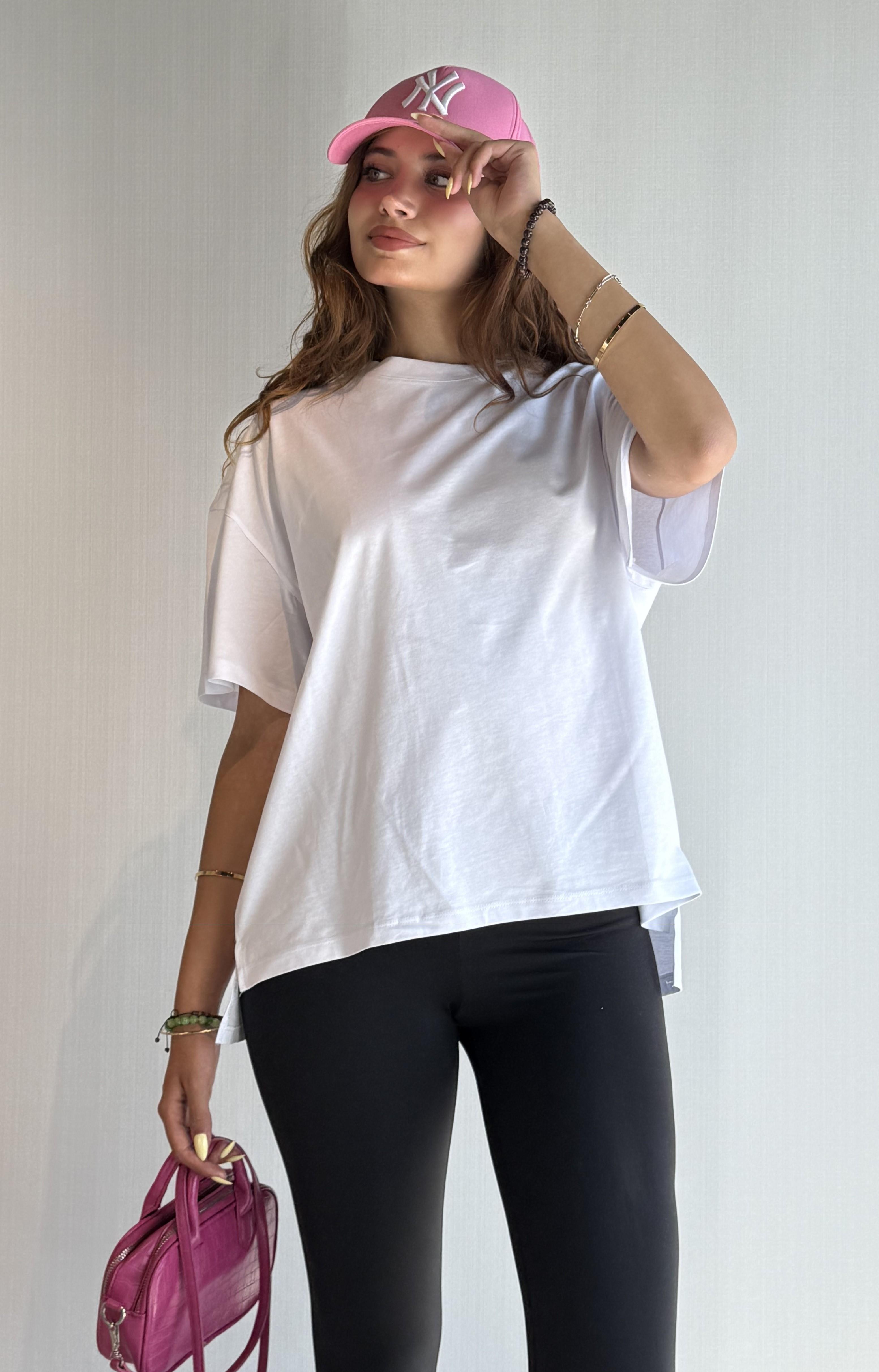 Kadın Bisiklet Yaka Pamuklu Oversize Düz Basic Beyaz Tişört