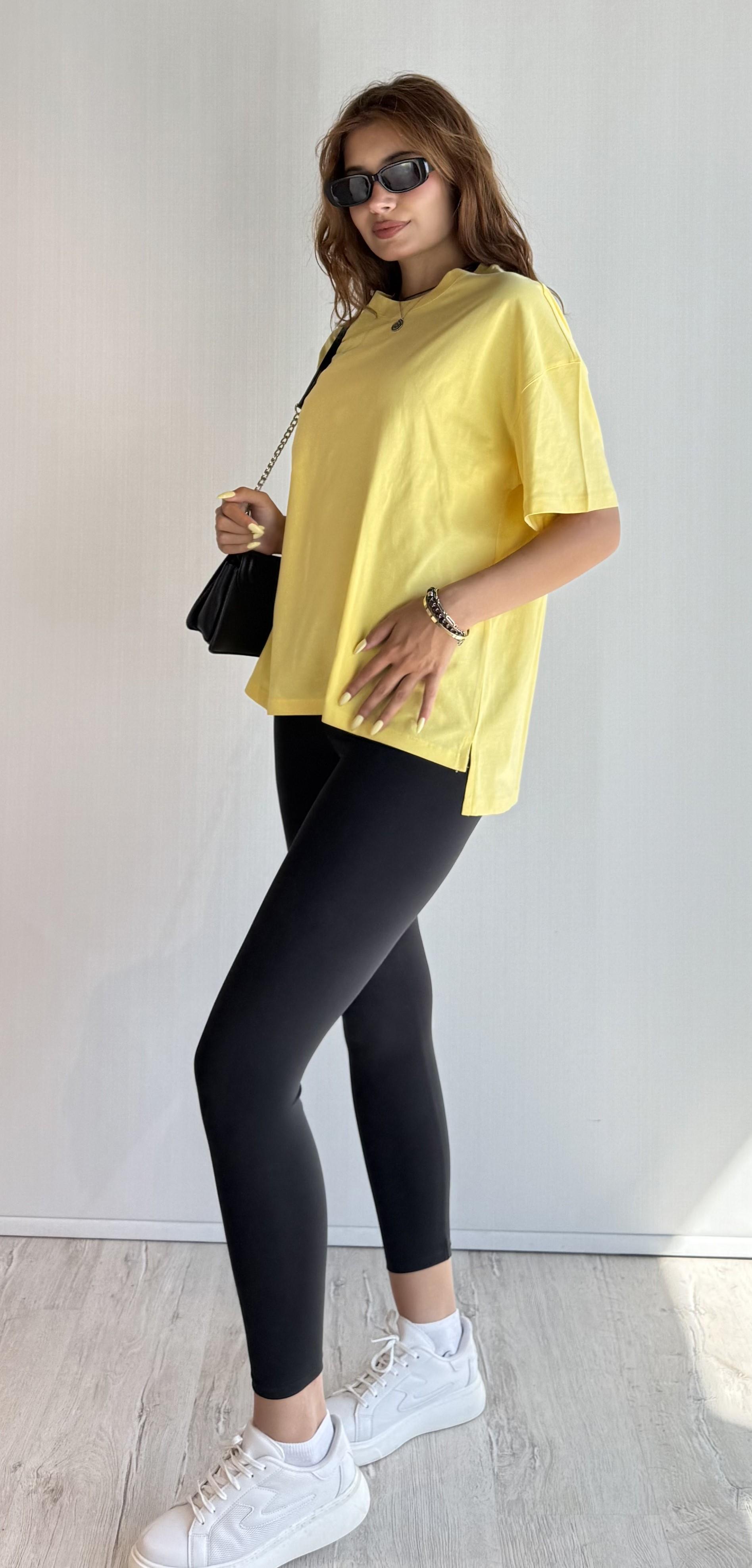 Kadın Bisiklet Yaka Pamuklu Oversize Düz Basic Sarı Tişört 