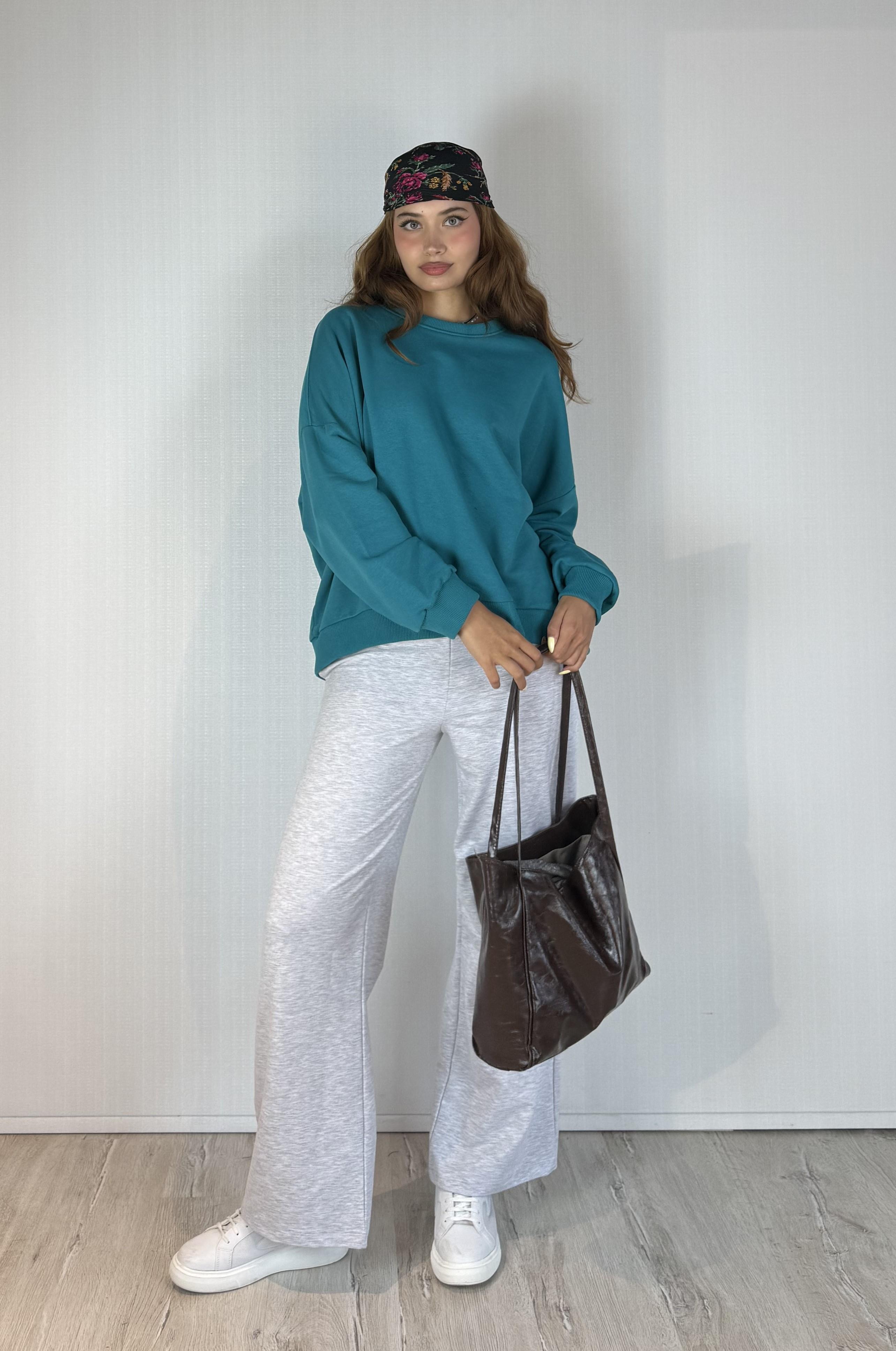 Kadın Bisiklet Yaka Üç İplikli Uzun Kollu  Oversize Basic Mint Sweatshirt 
