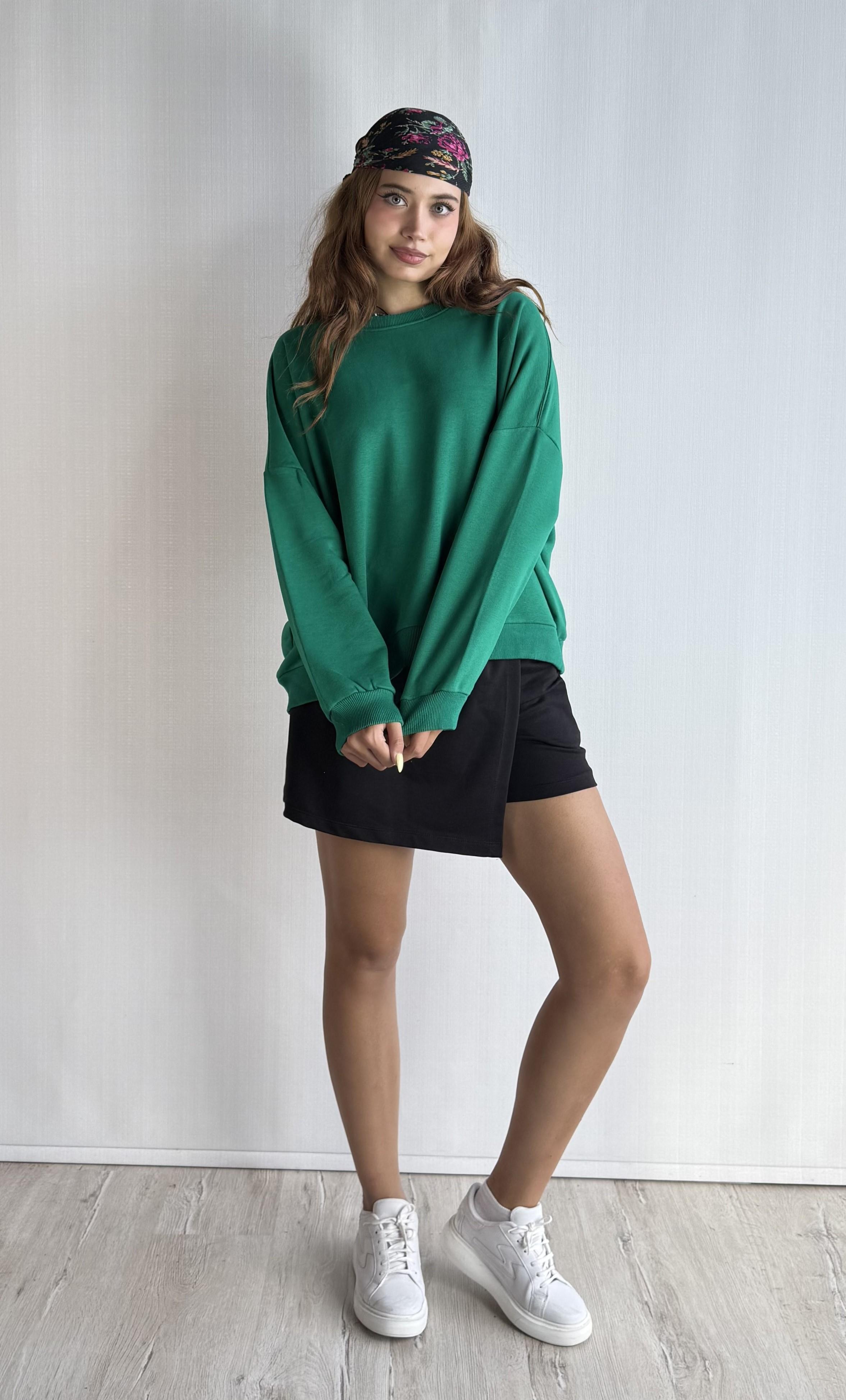 Kadın Bisiklet Yaka Üç İplikli Uzun Kollu Oversize Basic Haki Sweatshirt 
