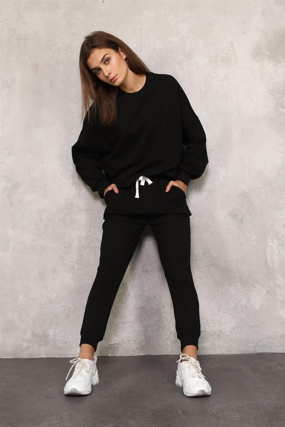 Kadın Bisiklet Yaka Uzun Kollu Basic Siyah Sweatshirt 