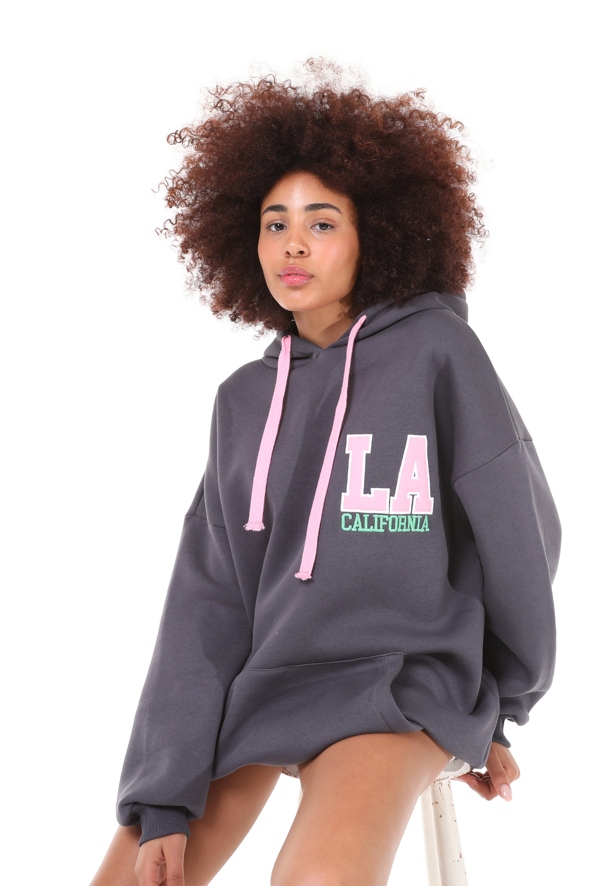 Kadın Kapüşonlu Kanguru Cepli Baskı Detaylı Uzun Kol Oversize Füme Sweatshirt