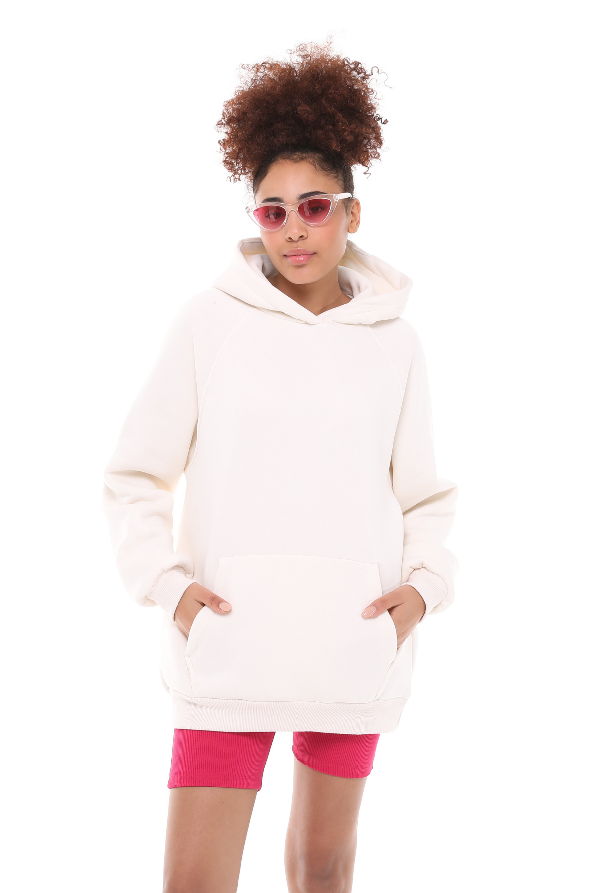 Kadın Kapüşonlu Kanguru Cepli Nakış Baskı Detaylı Uzun Kol Oversize Kutup Beyaz Sweatshirt