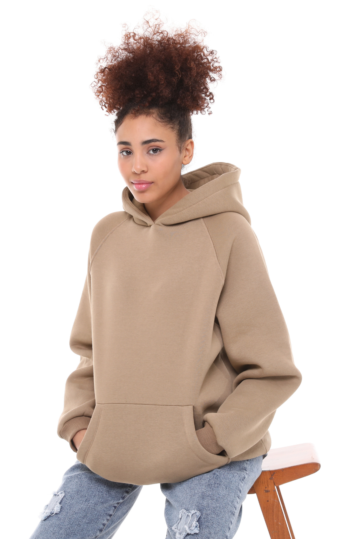 Kadın Kapüşonlu Kanguru Cepli Nakış Baskı Detaylı Uzun Kol Oversize Cappuccion Sweatshirt