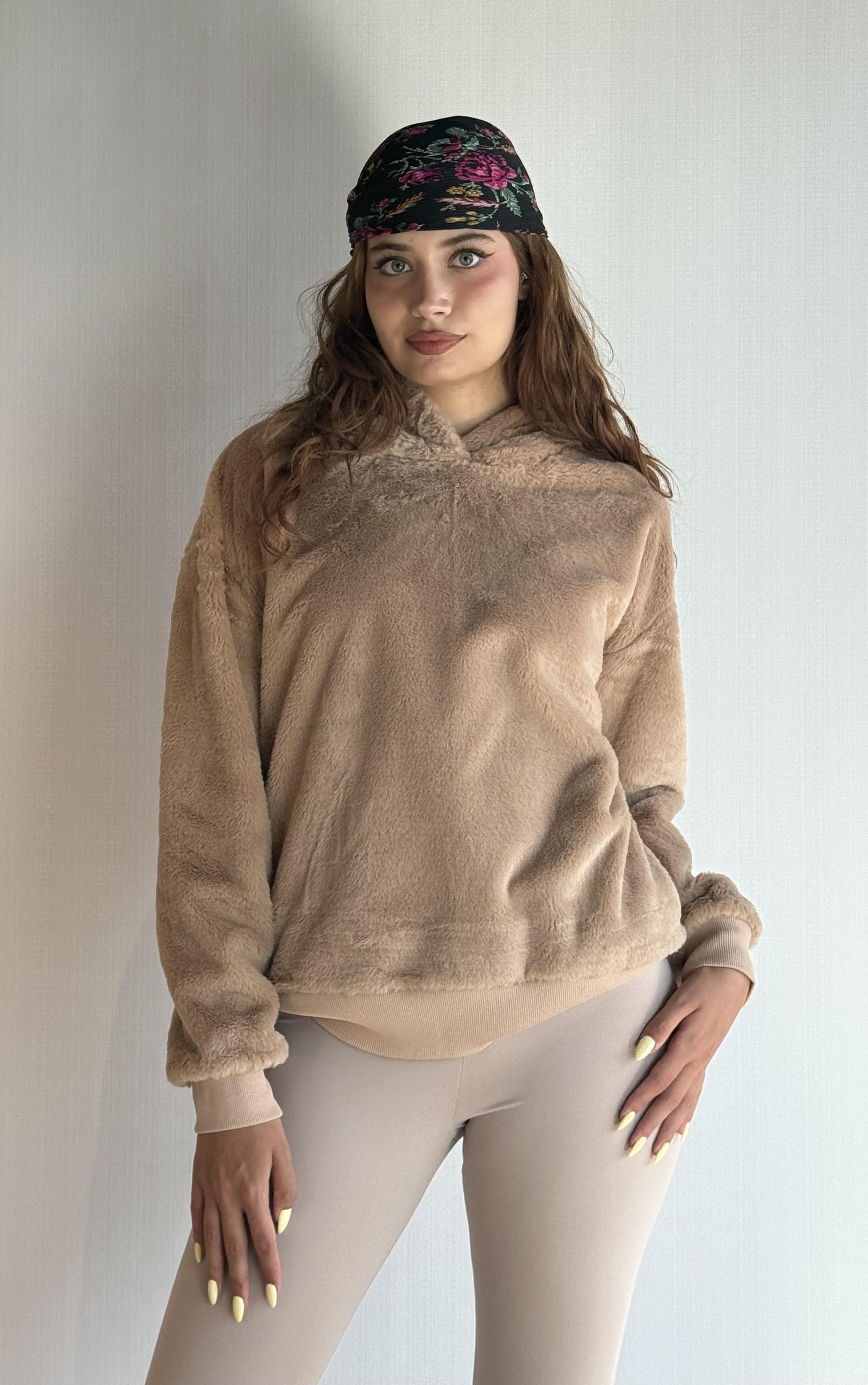 Kadın Kapüşonlu Oversize Kahverengi Peluş Sweathirt