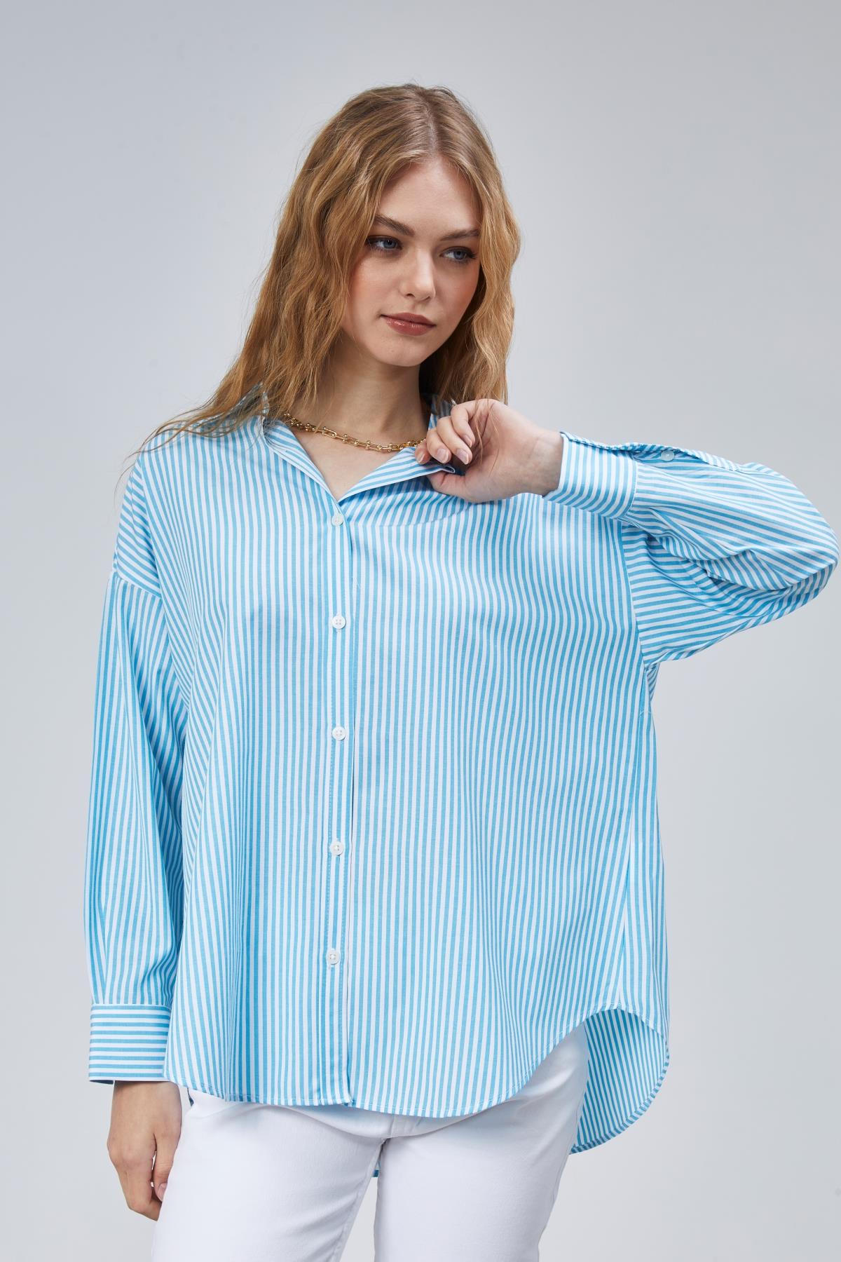 Kadın Oversize Uzun Kollu Pamuklu Mavi Çizgili Gömlek 
