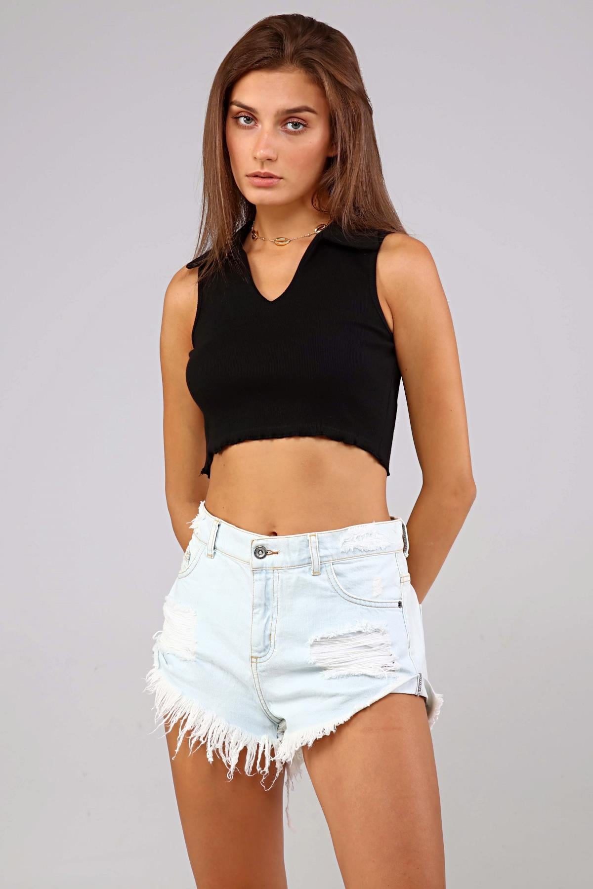 Kadın Polo Yaka Sıfır Kol Siyah Crop Top Bluz