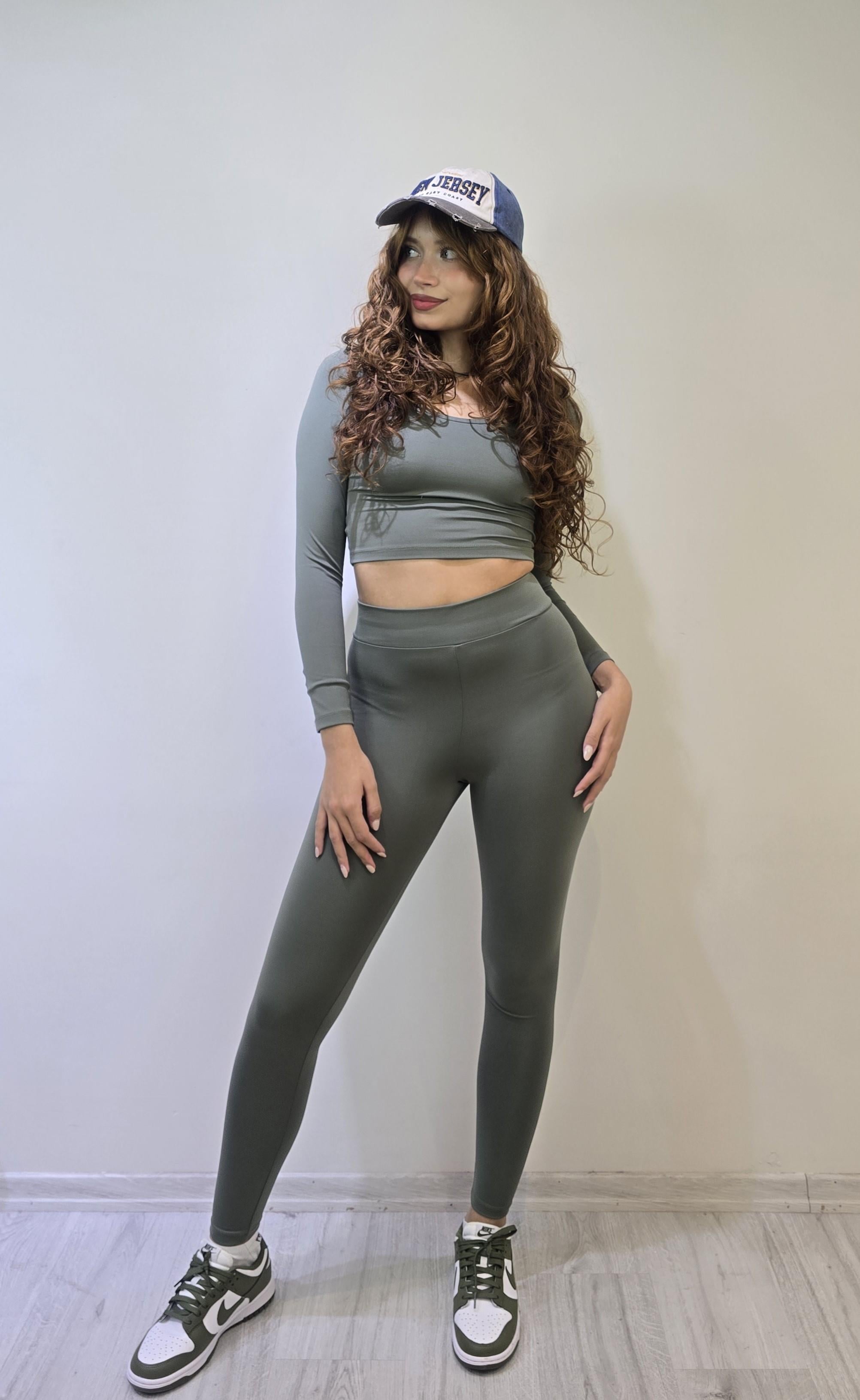 Kadın Uzun Kollu Crop Yüksek Bel Slim Fit Tayt Haki İkili Takım