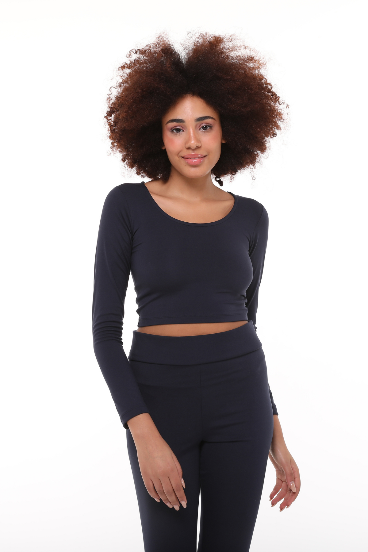 Kadın Uzun Kollu Dar Kalıp Yuvarlak Yaka Kadın Lacivert Crop Top Tişört 