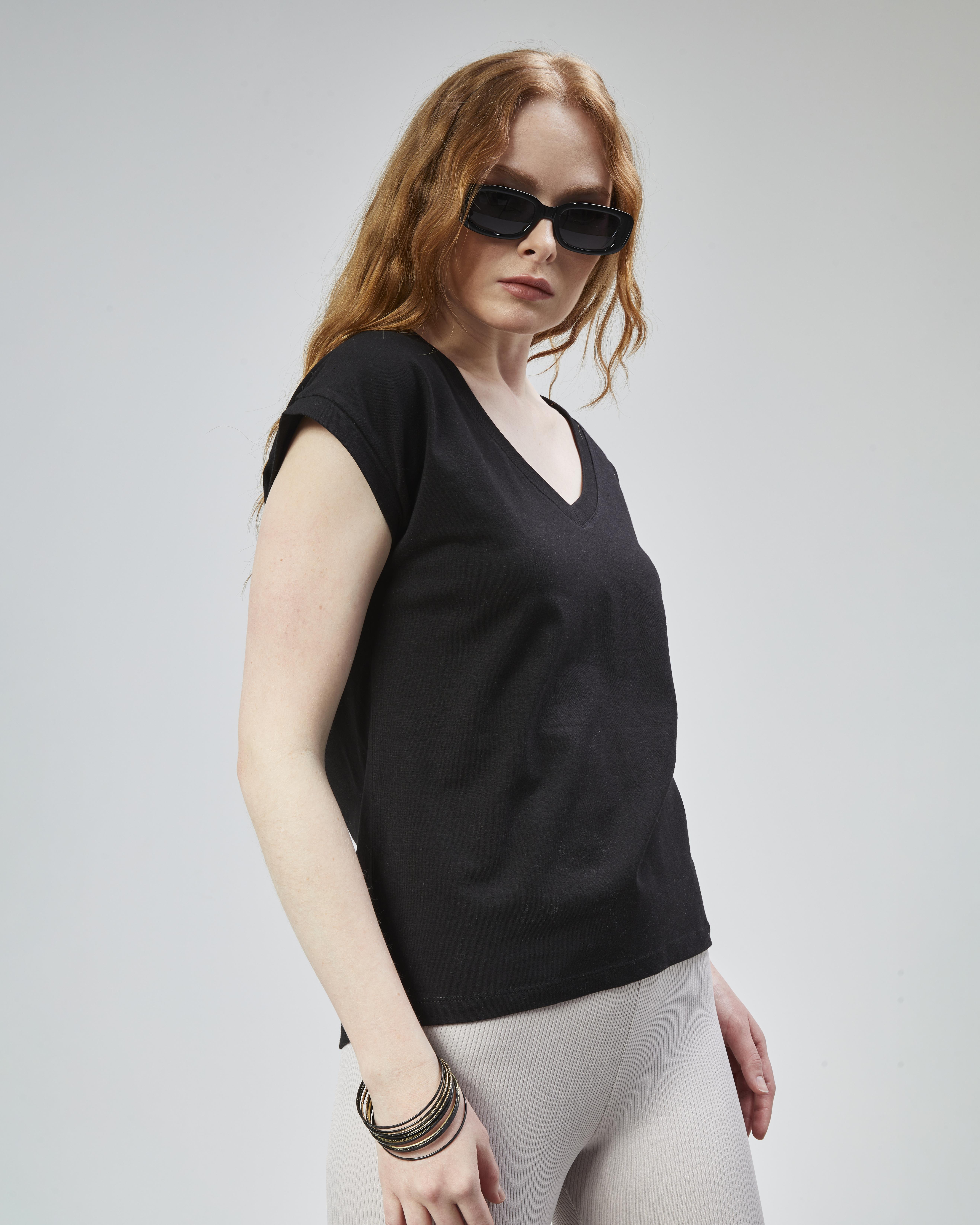 Kadın V Yaka Kısa Kol Düz Basic Siyah Tişört