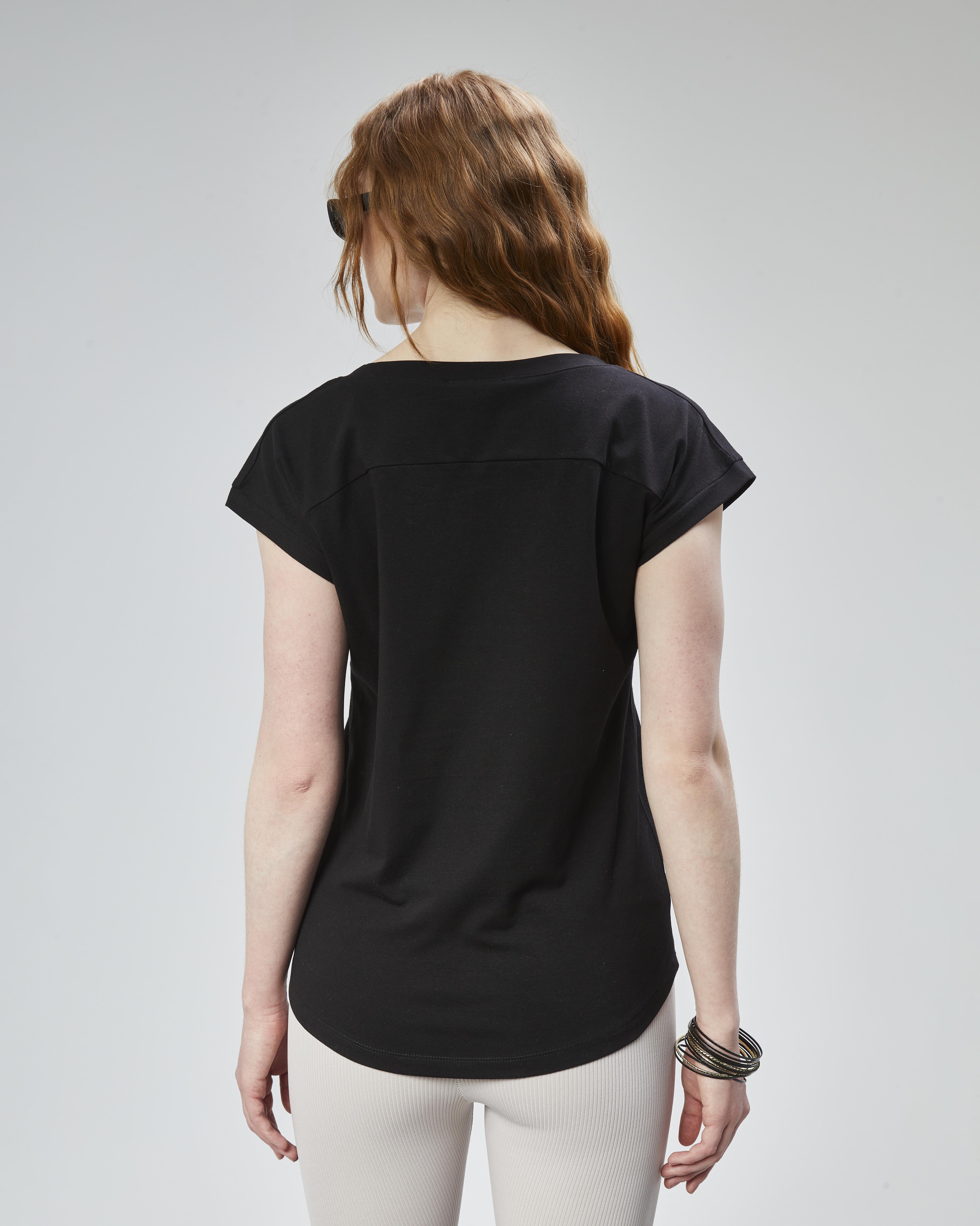 Kadın V Yaka Kısa Kol Düz Basic Siyah Tişört