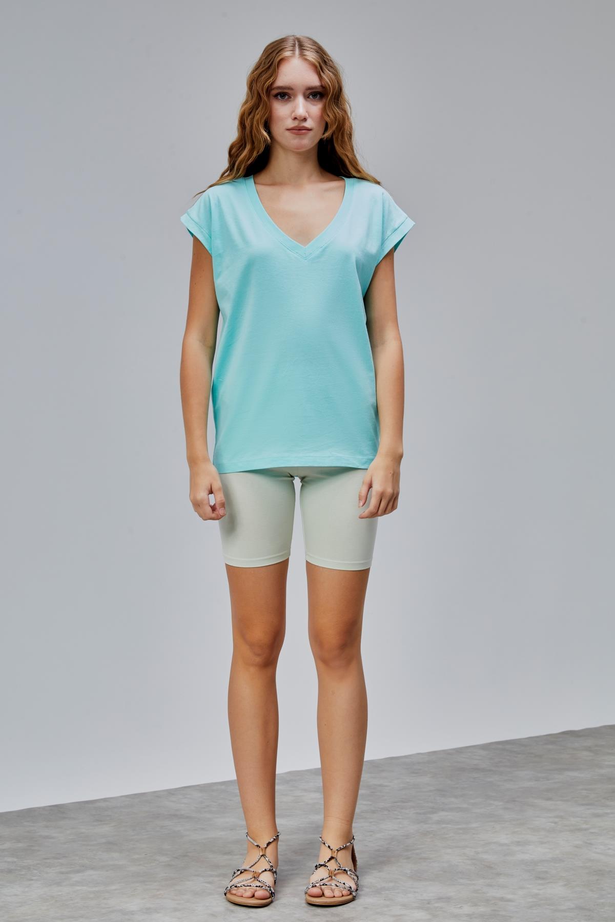 Kadın V Yaka Kısa Kol Düz Basic Turkuaz Tişört