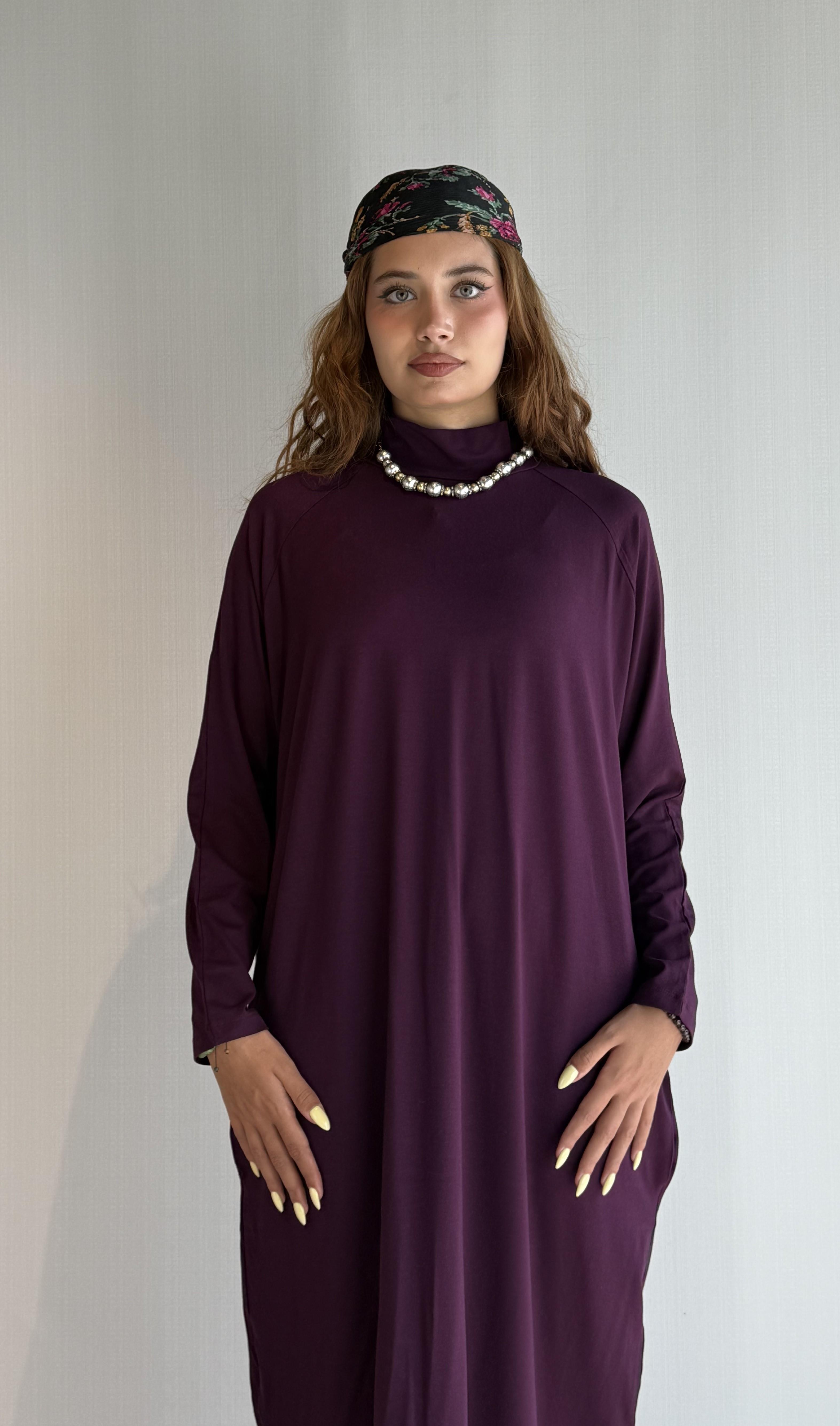 Kadın Yarım Balıkçı Yaka Uzun Kol Oversize Midi Boy Mürdüm Elbise 