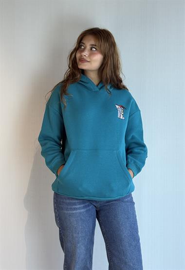  Kadın Kapüşonlu Baskı Detaylı Kanguru Cepli Oversize Mavi Sweatshirt 