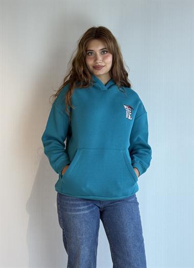  Kadın Kapüşonlu Baskı Detaylı Kanguru Cepli Oversize Mavi Sweatshirt 