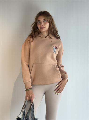  Kadın Kapüşonlu Baskı Detaylı Kanguru Cepli Oversize Bej Sweatshirt